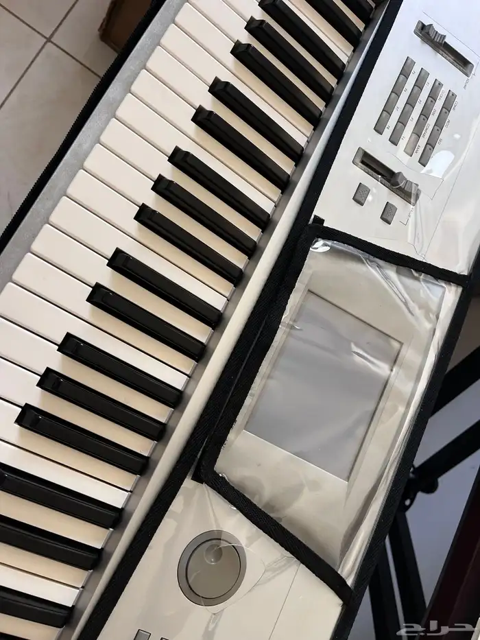 للبيع اورغ Korg V3 خارق النضافة فول اوبشن مع برنامج 2