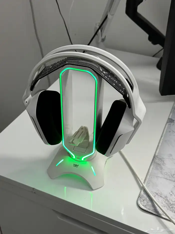 حامل سماعة RGB مع 3 منافذ USB 0