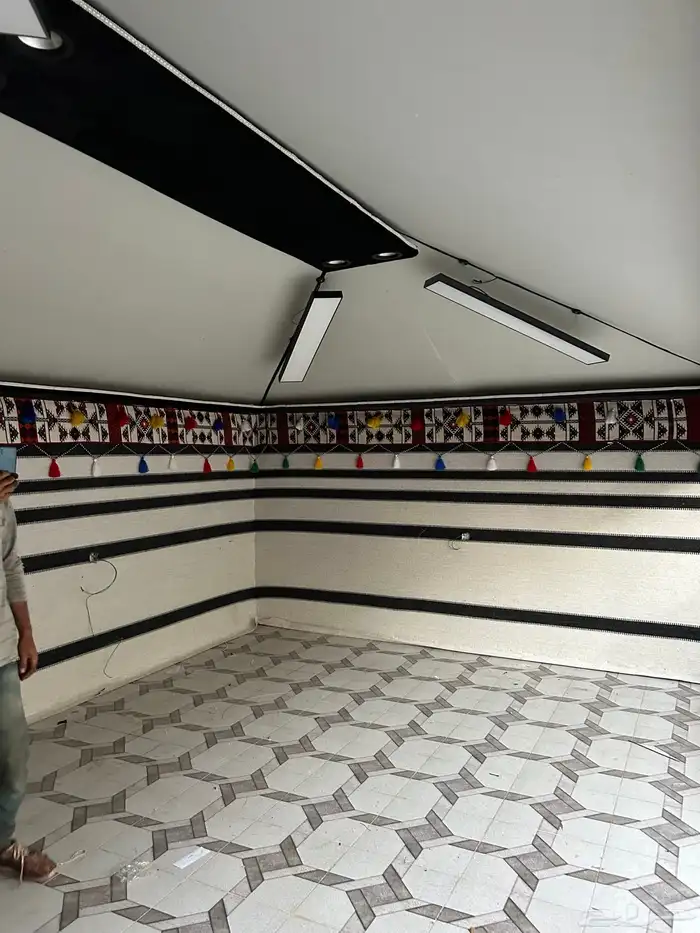 خيام الصقور الملكية 6