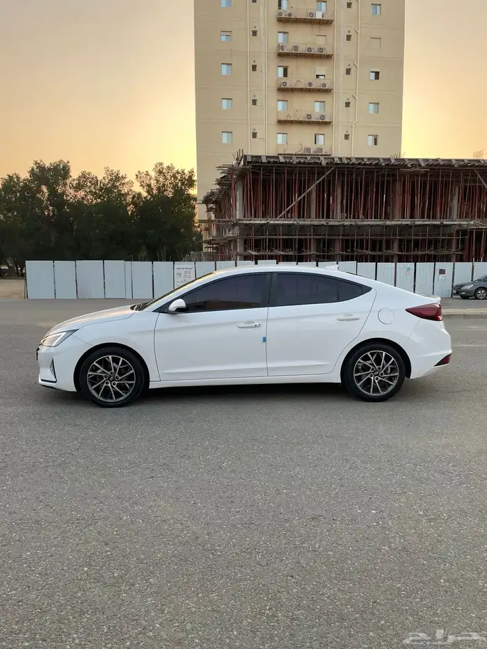 النترا 2020 بنزين نظيفة جدا 4