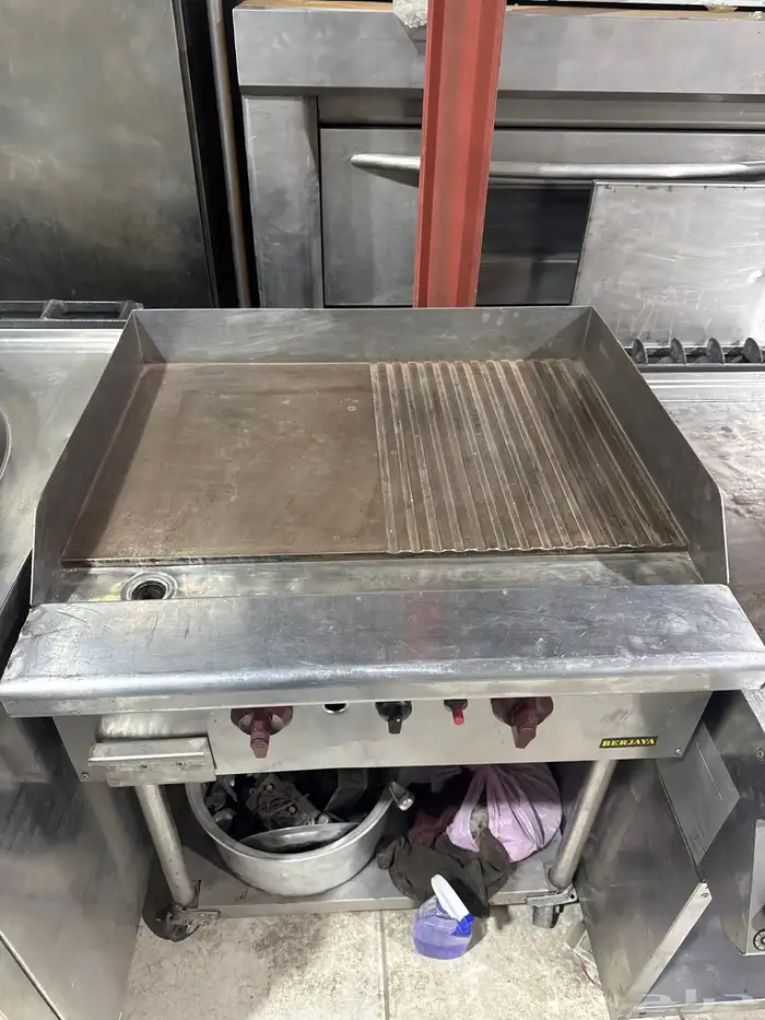 صاج هامبرغر قريل 8