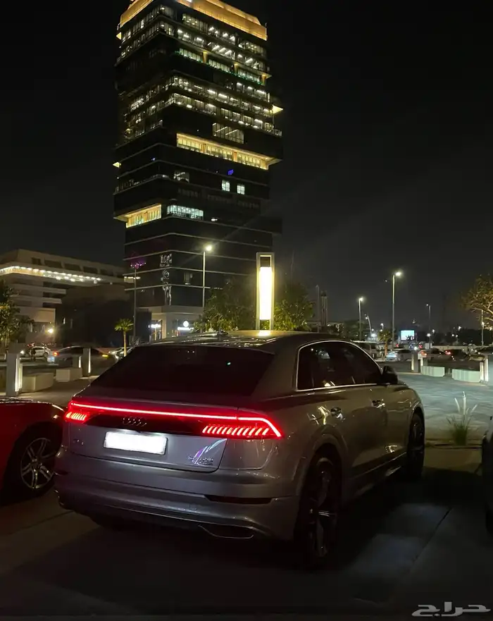 اودي كيو 8 Audi Q8 2022 1
