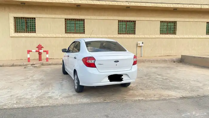 فورد فيجو 2018 نظيف جدا ممشى قليل حد 24000 4