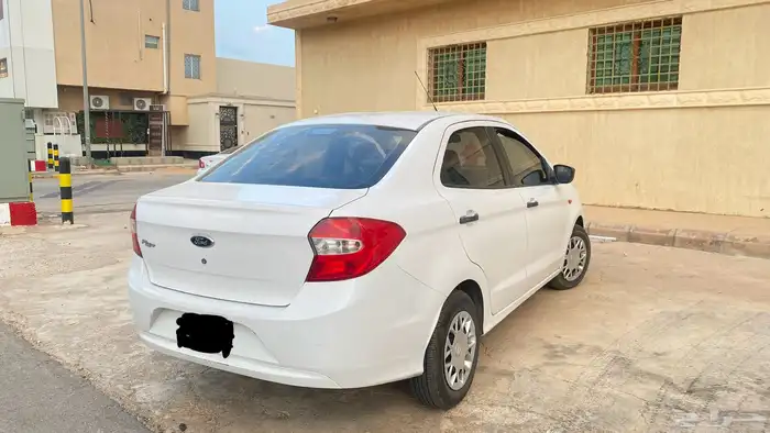فورد فيجو 2018 نظيف جدا ممشى قليل حد 24000 5