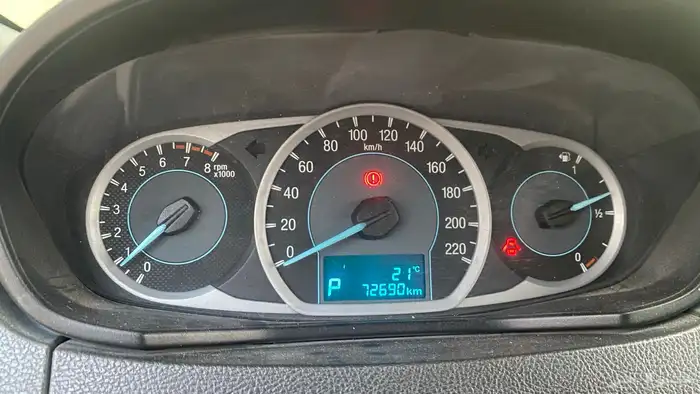 فورد فيجو 2018 نظيف جدا ممشى قليل حد 24000 12