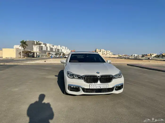 بي ام دبليو 750 موديل 2016 1