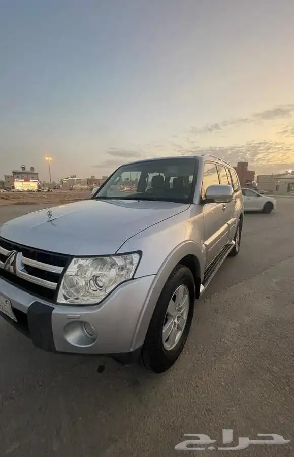 باجيرو دفلك للبيع او البدل بسياره صغيره 4