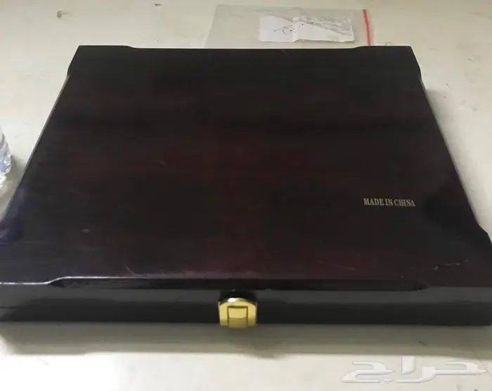 درع كبير وشهادات شكر مخزنه 2