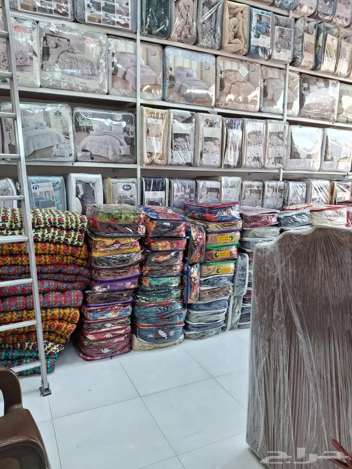 مفارش وبطانيات ومخداة 0