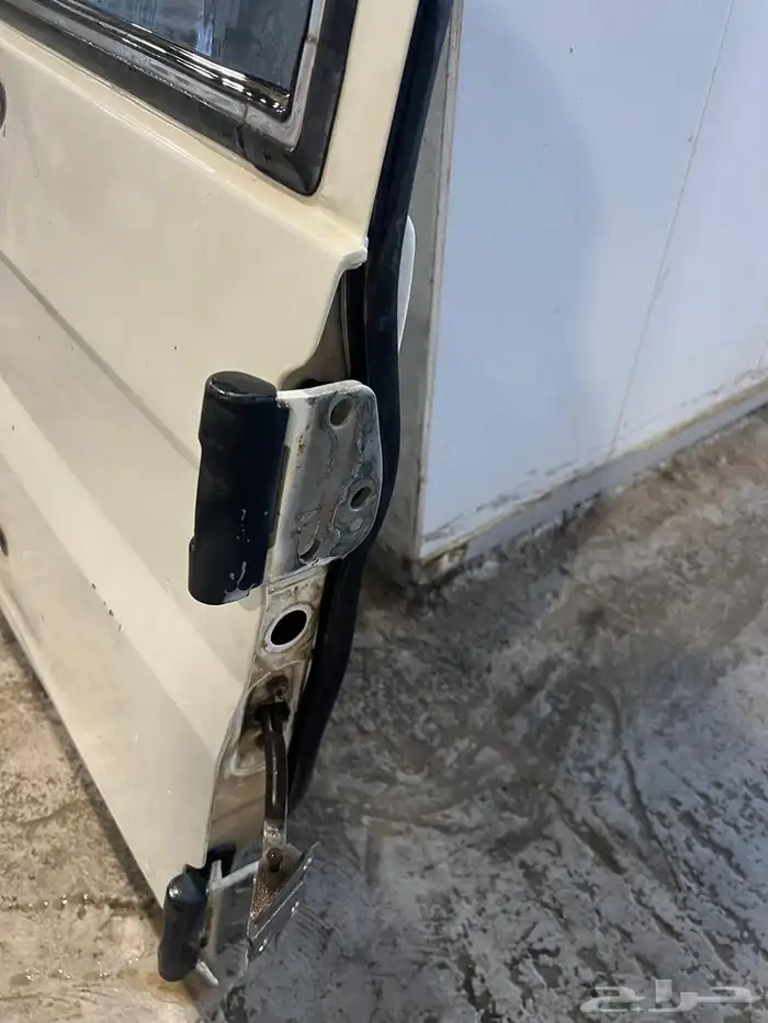 باب جيب ربع ابيض 6