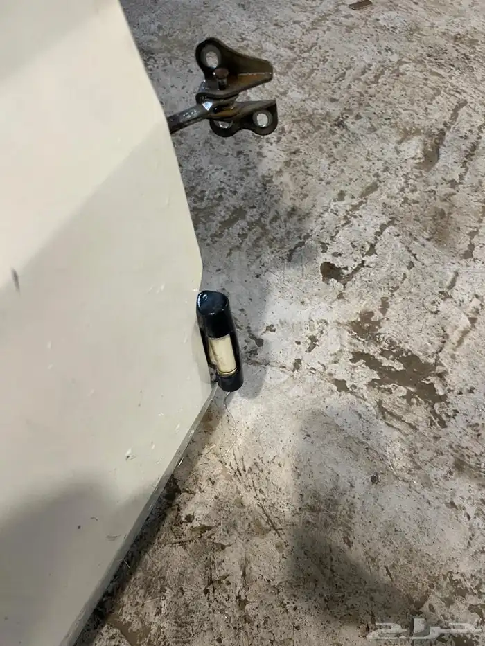 باب جيب ربع ابيض 2