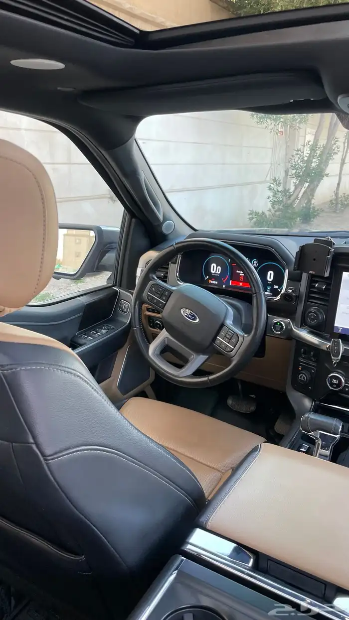 فورد f150 LARIAT فل كامل 2021 13