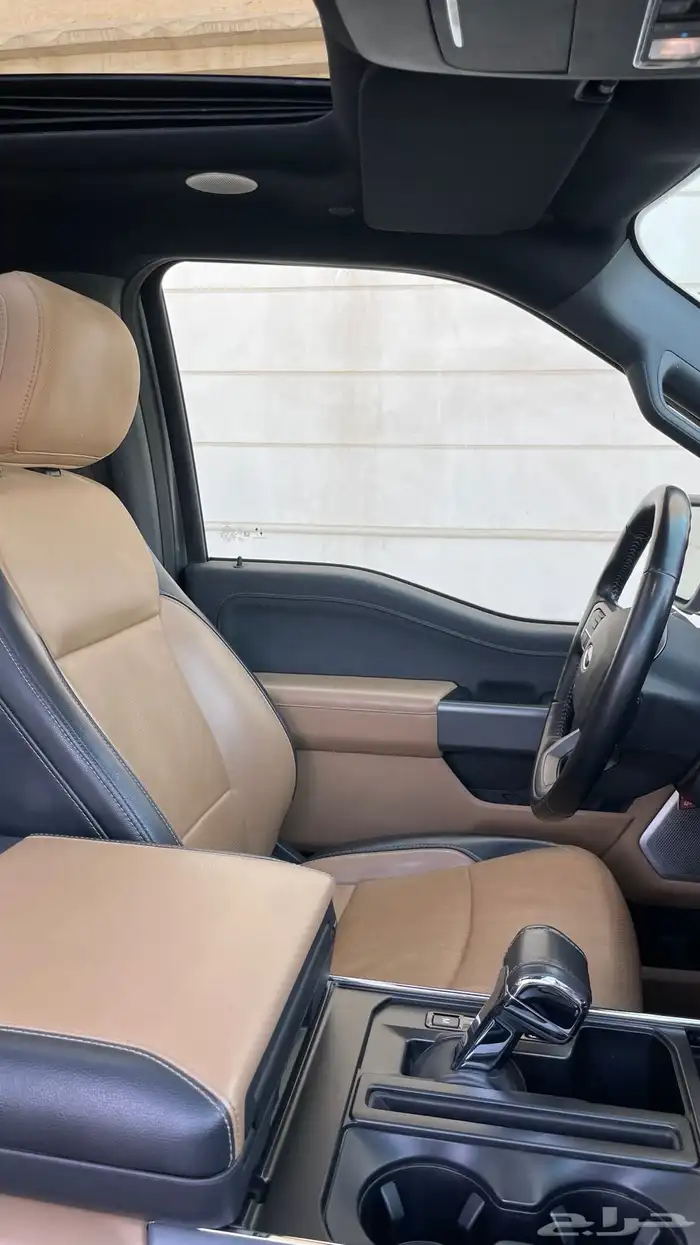 فورد f150 LARIAT فل كامل 2021 24