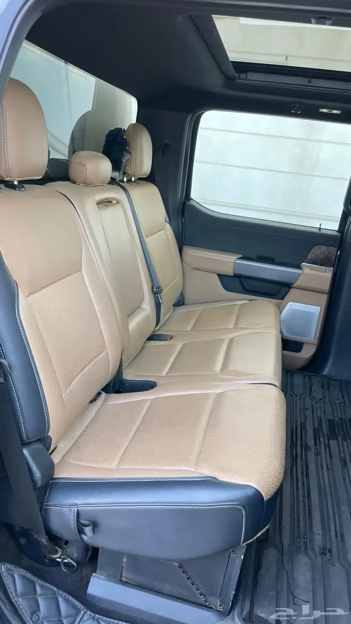 فورد f150 LARIAT فل كامل 2021 12