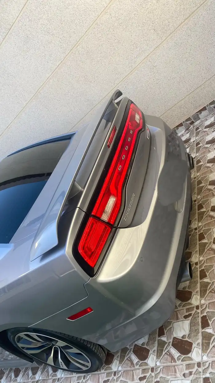 تشارجر تشليح 2014 SRT للبيع قطع فقط 15