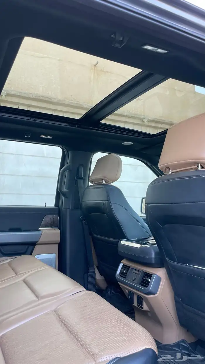فورد f150 LARIAT فل كامل 2021 11