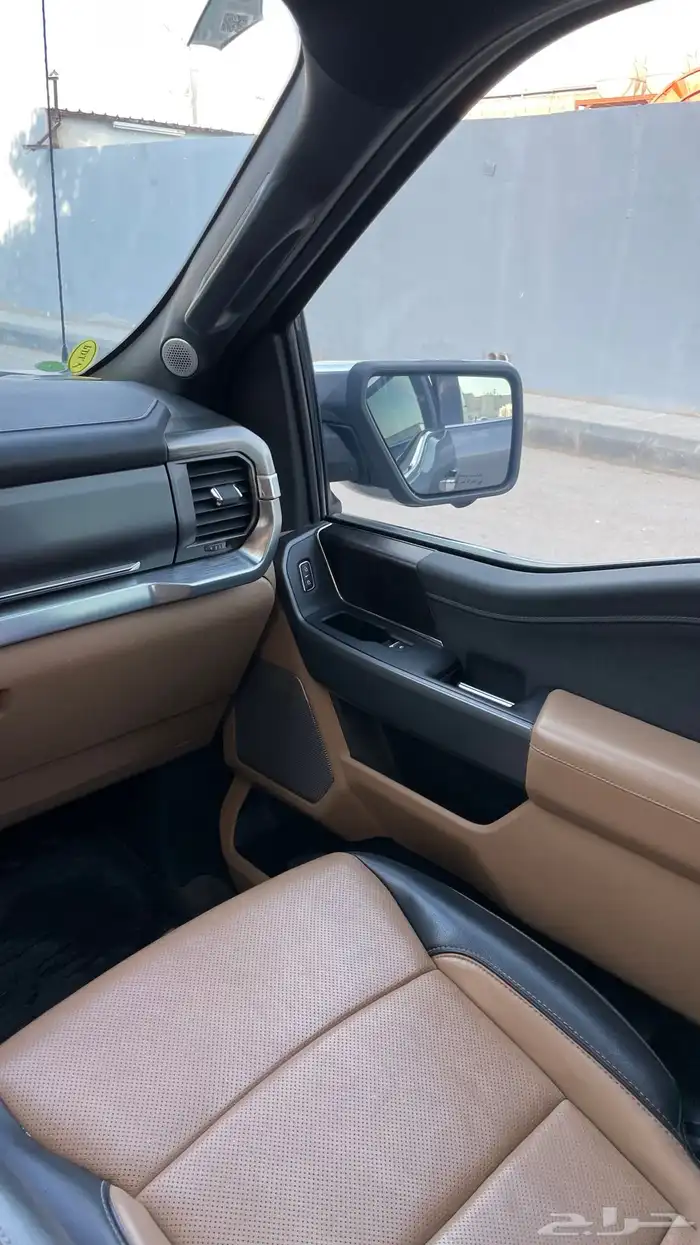فورد f150 LARIAT فل كامل 2021 16