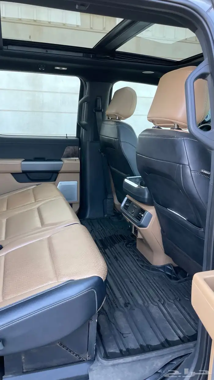 فورد f150 LARIAT فل كامل 2021 10