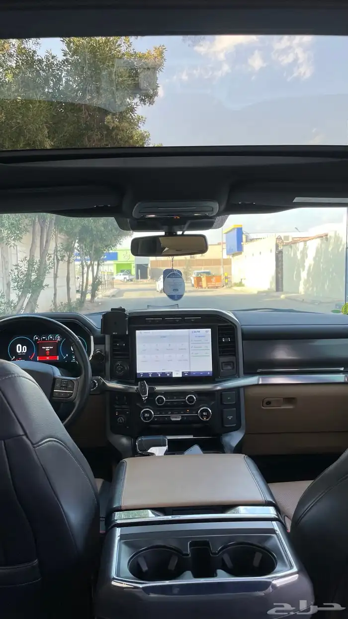 فورد f150 LARIAT فل كامل 2021 19