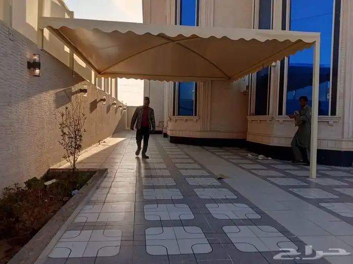 مظلات وسواتر 2