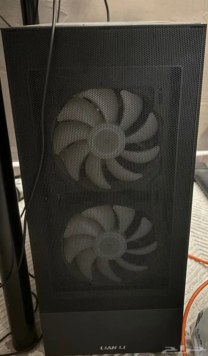 pc gaming مستعمل من انفني ارك مع الشاشه والماوس والكيبورد 3