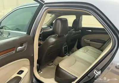 كرايزلر C300 هيمي v8 2014 12