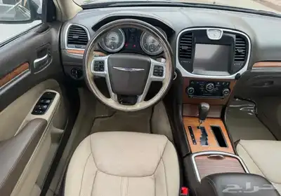 كرايزلر C300 هيمي v8 2014 14
