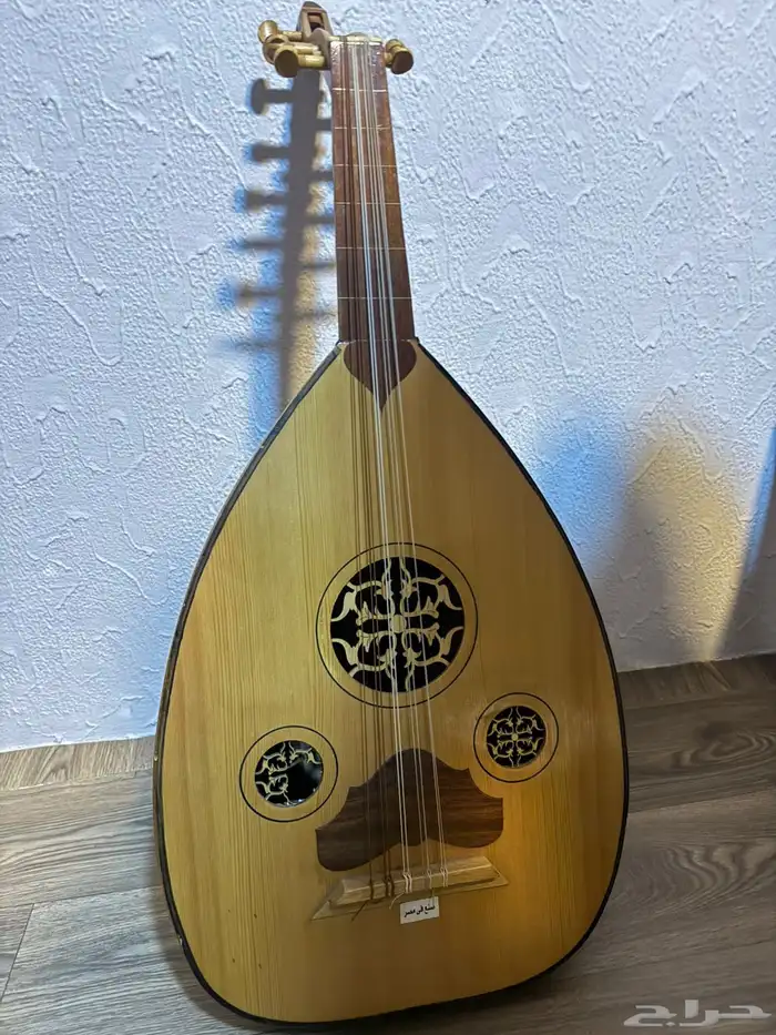 عود موسيقي للبيع 0