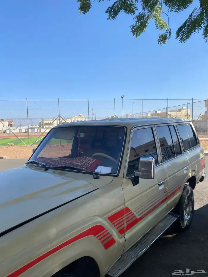 جيب صالون موديل 88 للبيع مكينه مافكت كل شي سليم 2