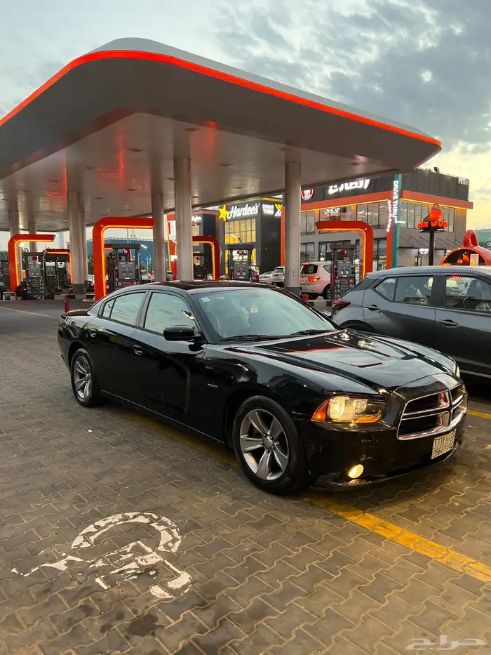 تشارجر 2013 البيع سمح 0