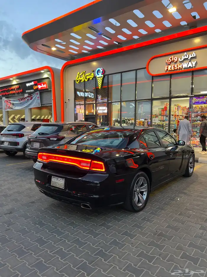 تشارجر 2013 البيع سمح 1