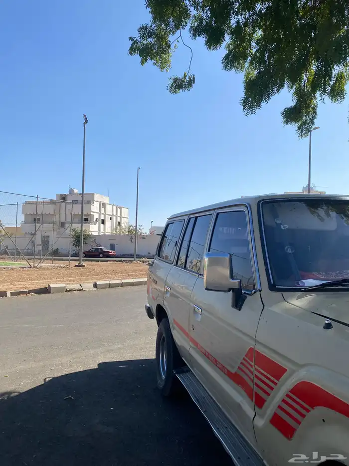 جيب صالون موديل 88 للبيع مكينه مافكت كل شي سليم 3