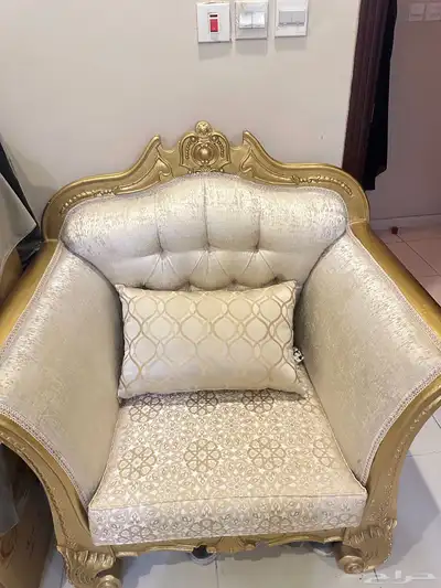 مجلس كامل خشب مصري للبيع ب 1500 ريال 7 قطع 1