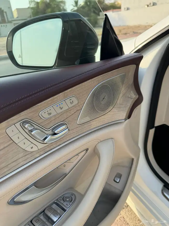 للبيع مرسيدس بنز CLS 53 ديزاينو مميز 17