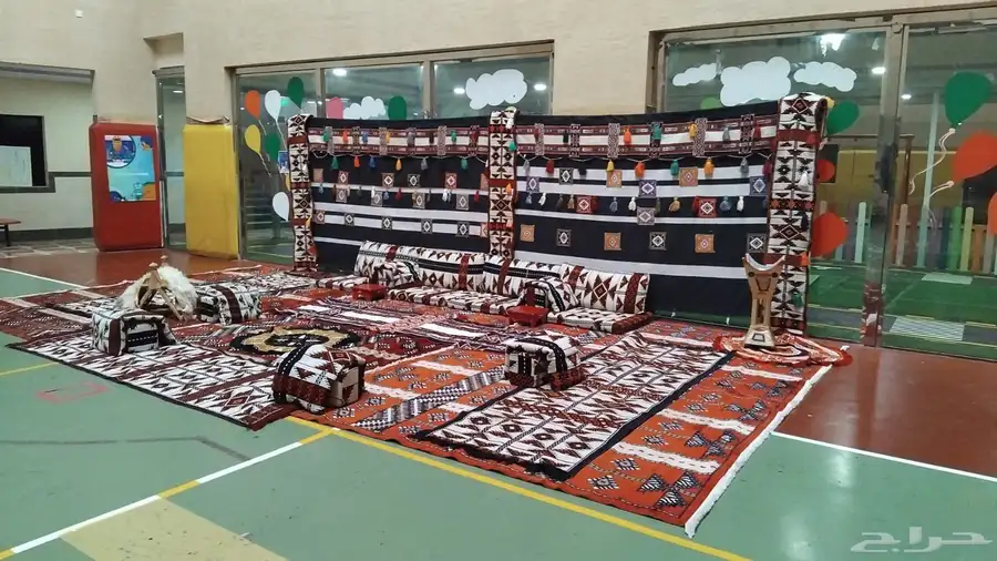 تاجير جلسات شعبية متنوعه 24