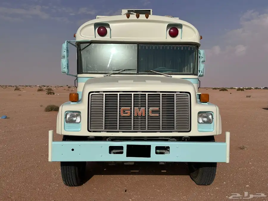 باص GMC للبيع او للايجار اليومي 0
