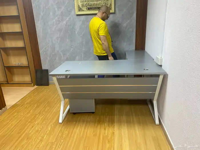 جديد مكاتب ادارية مع دولاب ملفات 2و 3 درفة متوفر ( عرض خاص) 20
