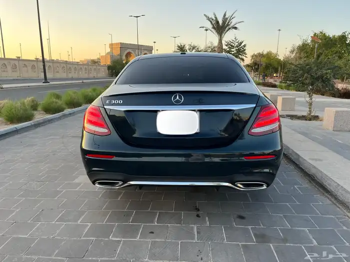 مرسيدس E300 2018 ثلاث ازرار 7