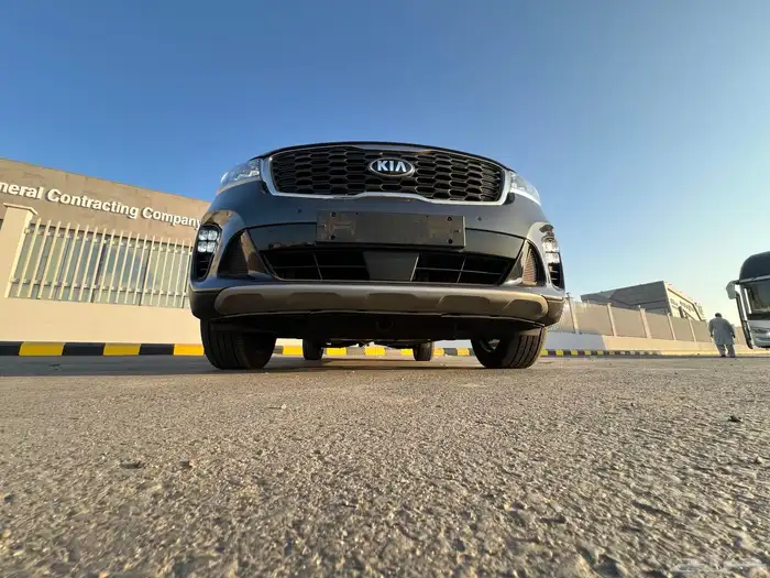 سورنتو ديزل 7 راكب اصلي داخليه جملي   تم البيع 5