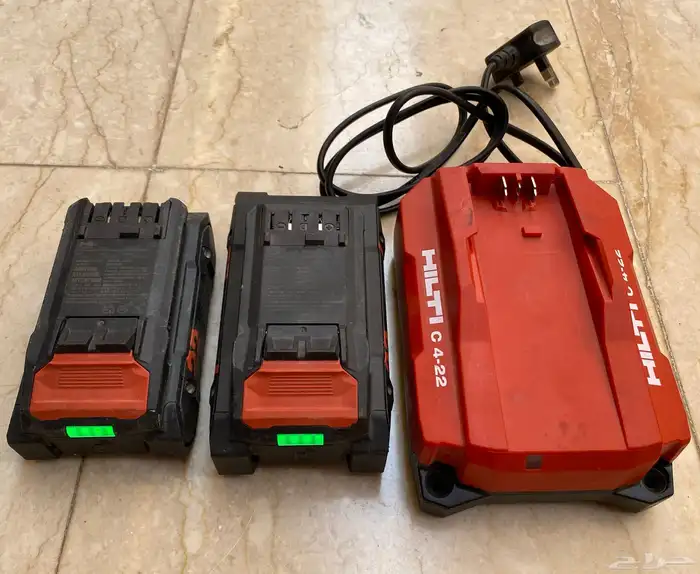 بطاريات وشاحن هيلتي hilti 0