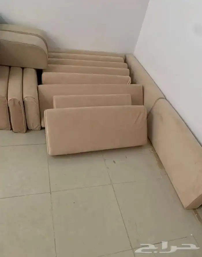 مساند 4 في5 0