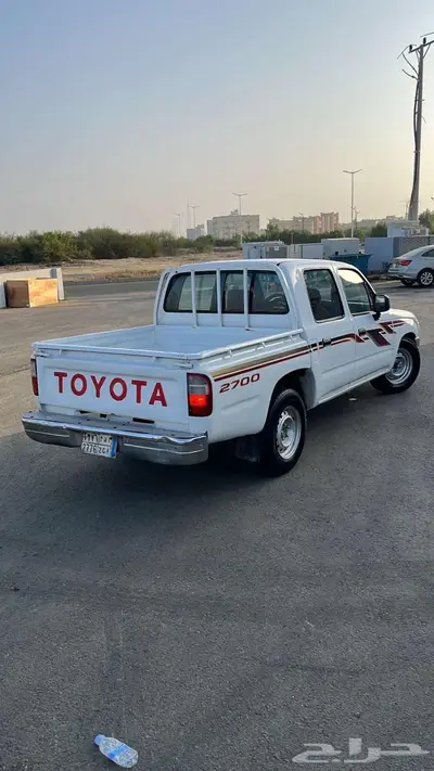 تم البيع هايلكس مديل 2000 1