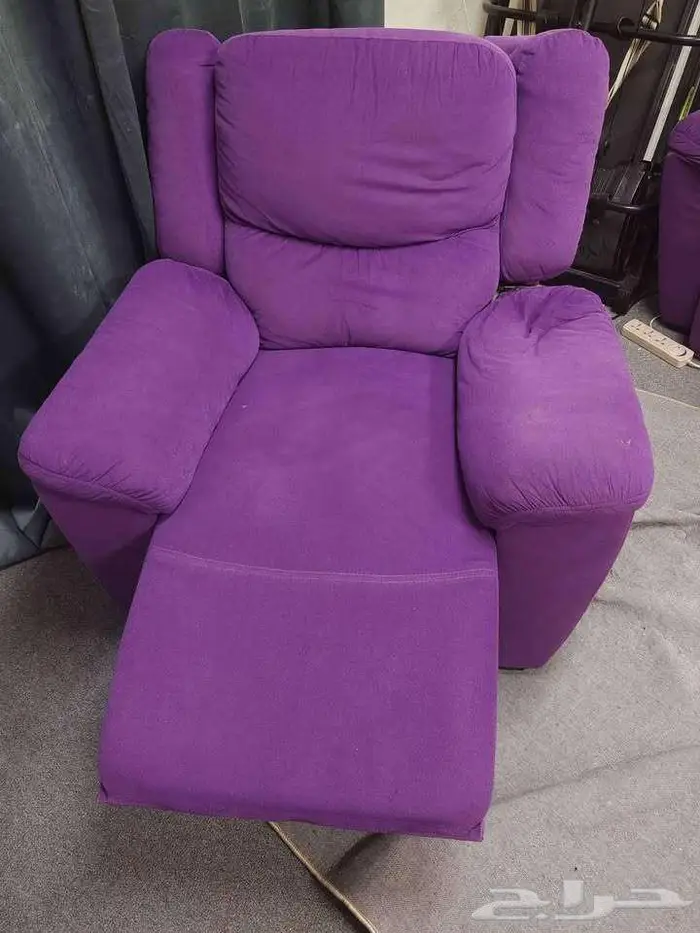 كنب استرخاء متحرك او صوفا استرخاء lazy boy ركنة لون مميز 3
