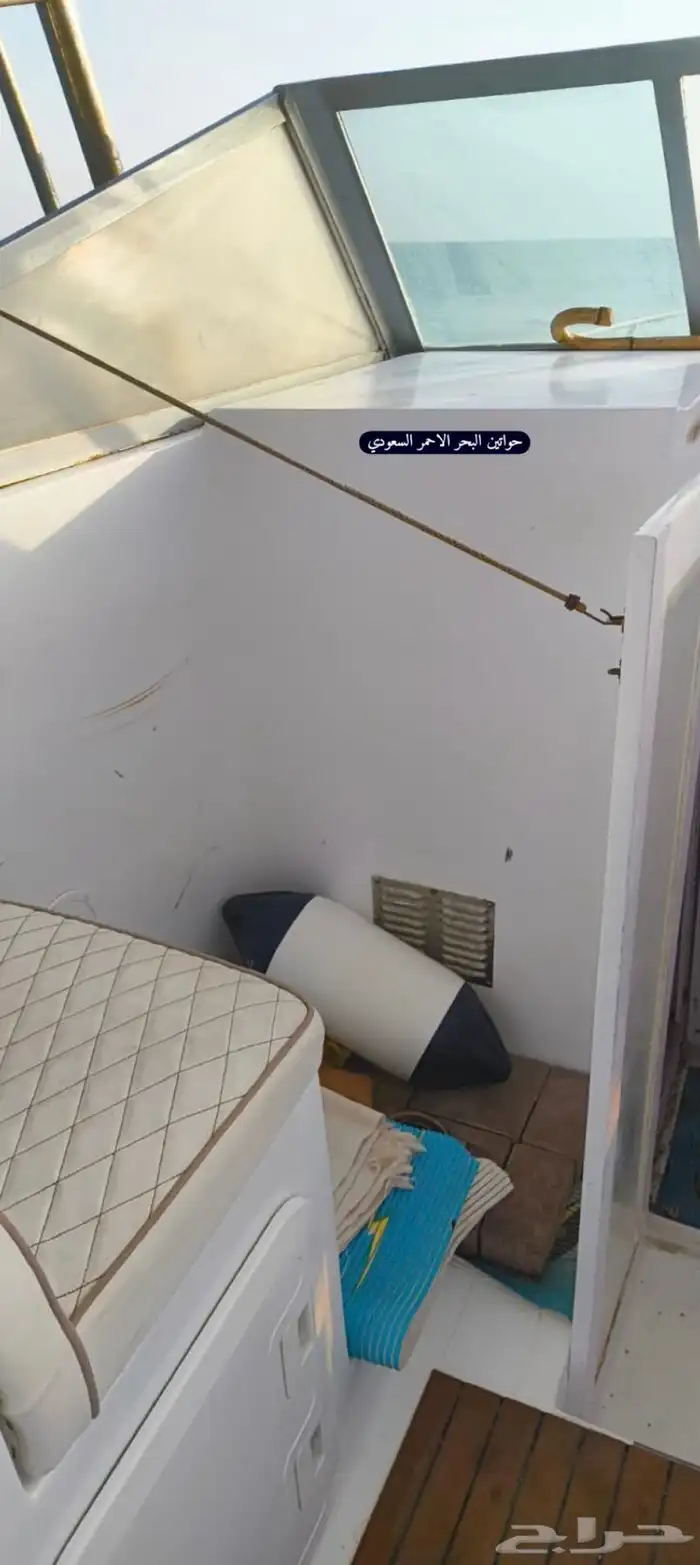 للبيع قارب ميني يخت امريكي 4 استروك 115 ياماها 8