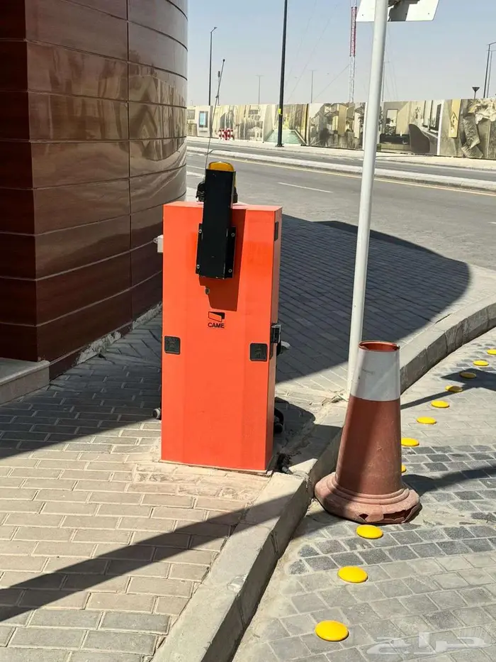 بوابة مواقف دخول سيارات بوابة الكترونية بوابة سيارات ايطالي 0