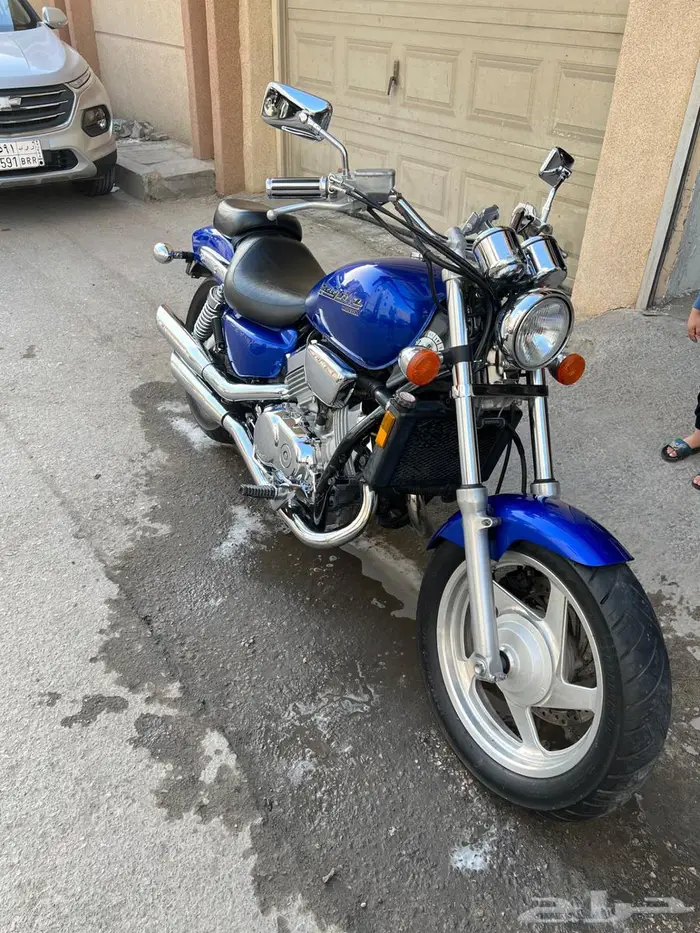 هوندا مقنى 750cc 1