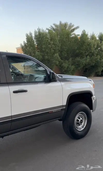 تم البيع GMC HD 6