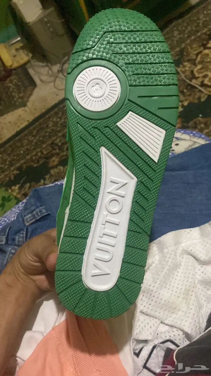 جزمة lv 2