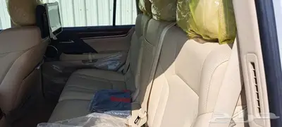 لكزس 2021 1