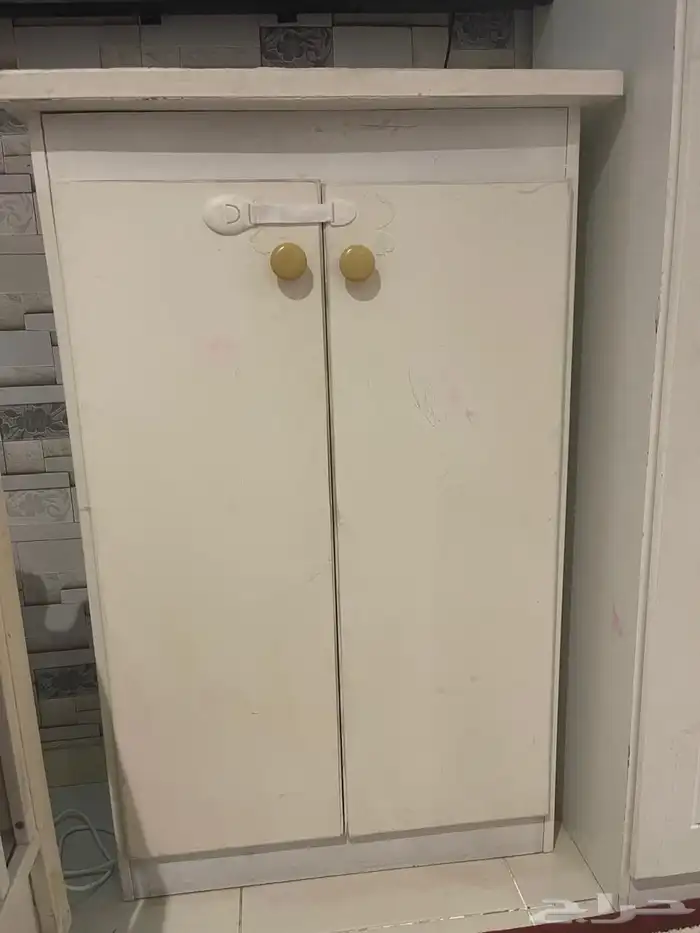 دولاب ادراج و تسريحة اطفال للبيع 0